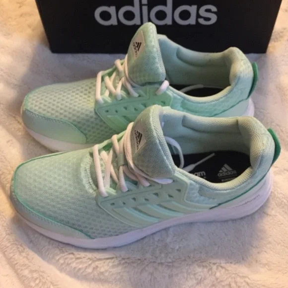 Adidas galaxy 3w running shoes - size 8